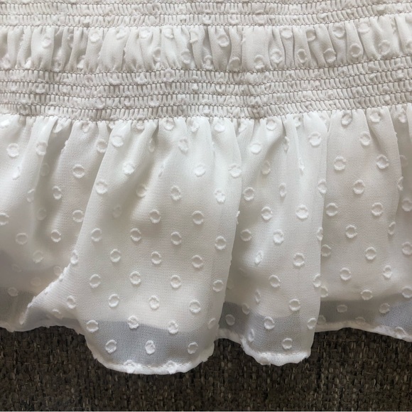 EXPRESS WHITE SMOCKED PUFF SLEEVE TOP, SIZE PETITE SMALL - Picture 8 of 10